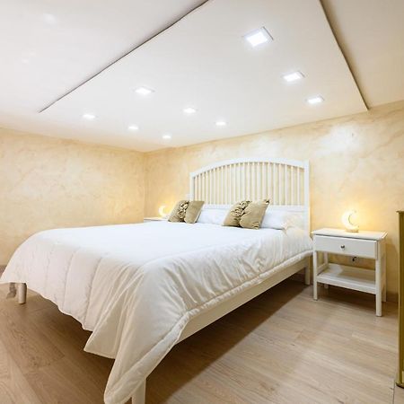 La Magnifica Napoli Apartments Gold House 외부 사진