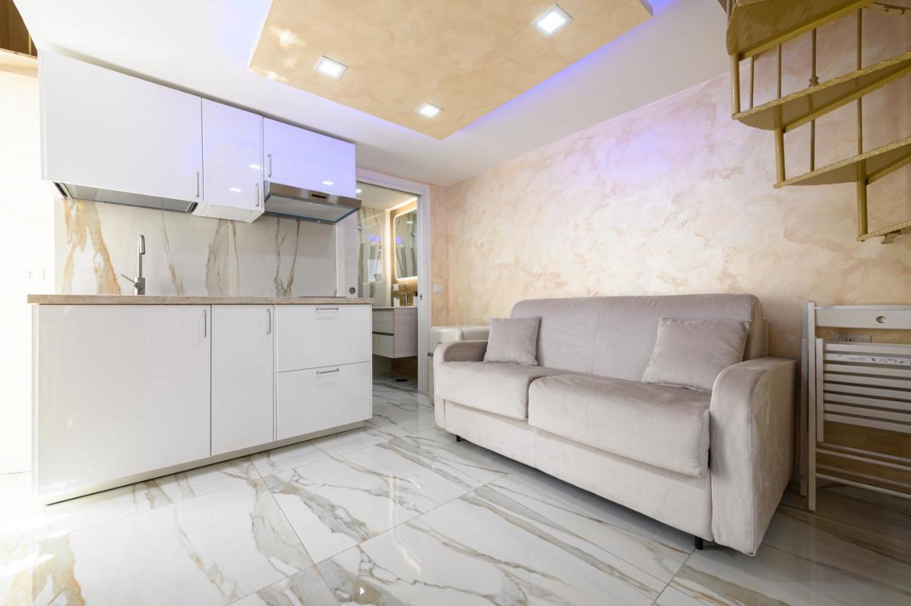 La Magnifica Napoli Apartments Gold House 외부 사진