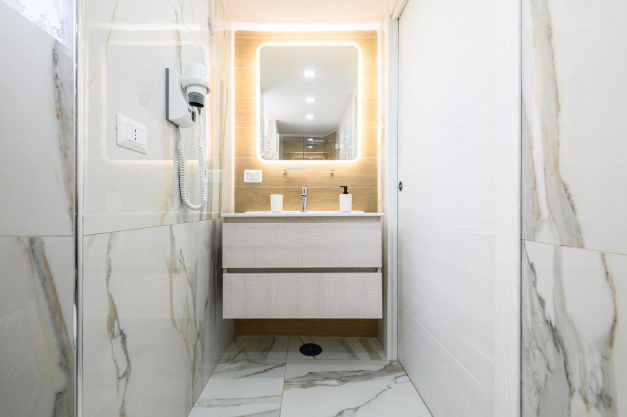 La Magnifica Napoli Apartments Gold House 외부 사진