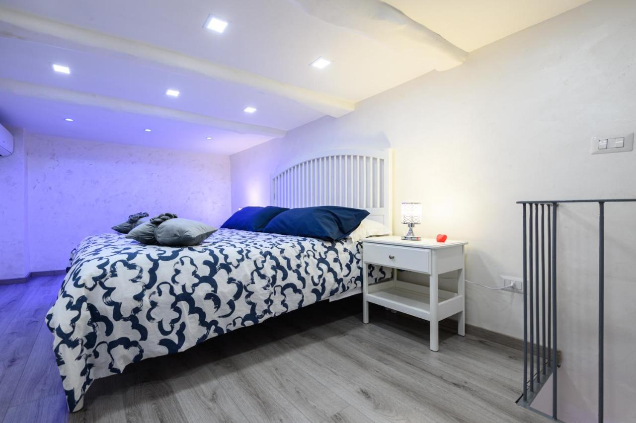 La Magnifica Napoli Apartments Gold House 외부 사진