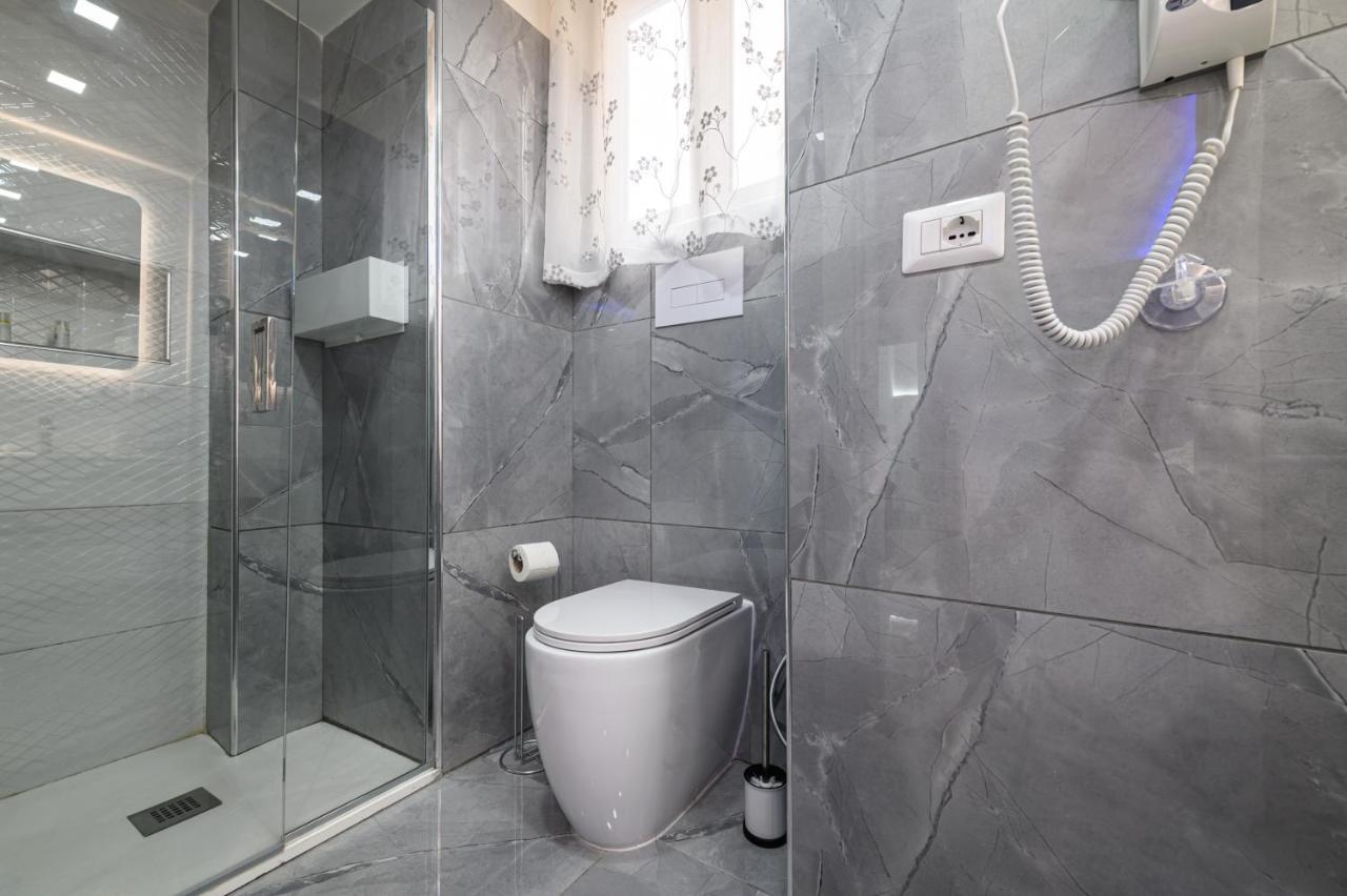 La Magnifica Napoli Apartments Gold House 외부 사진